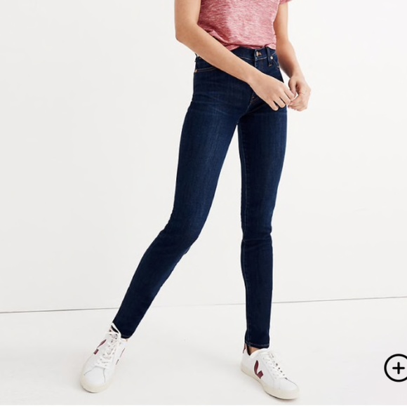 9" Mid-Rise Skinny Jeans: TENCEL™Denim Edition - Picture 2 of 3